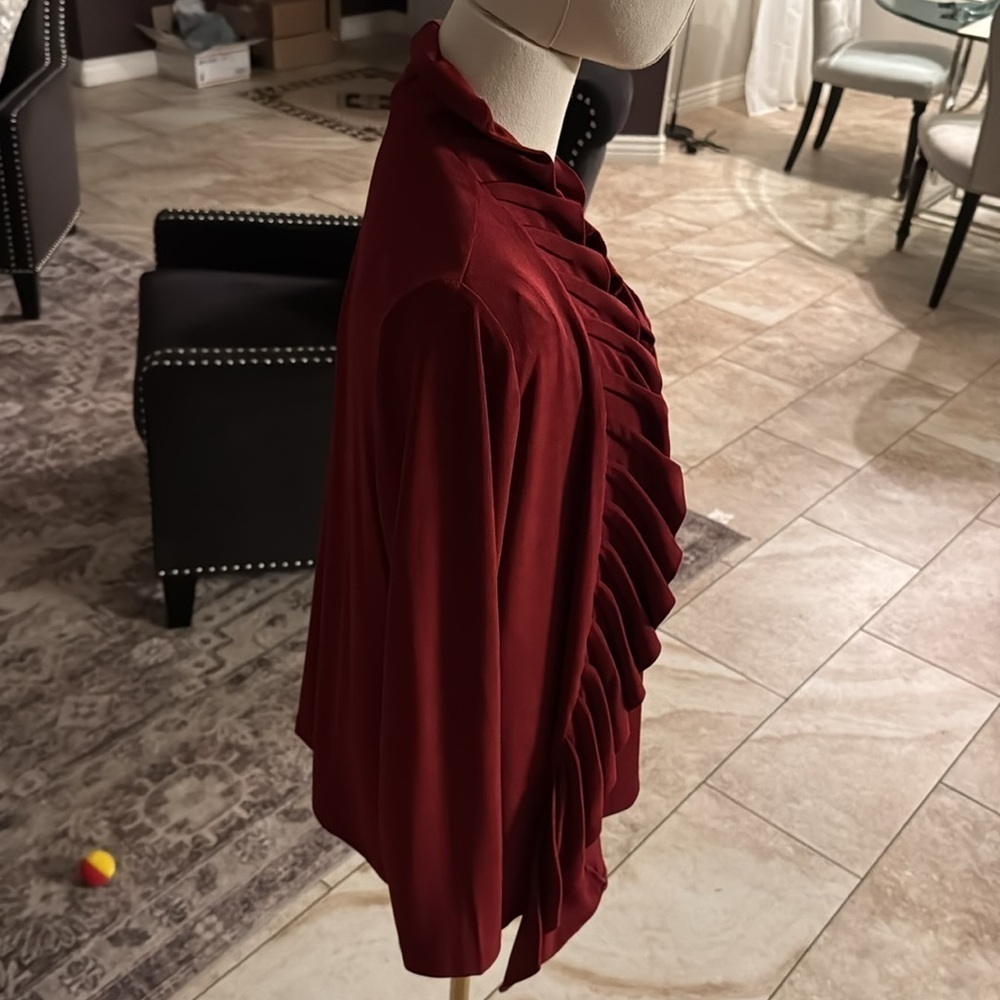 Chico's deep red Ruffled 2 pc Top - Picture 5 of 9